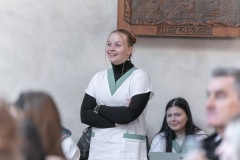 vyroci75-30